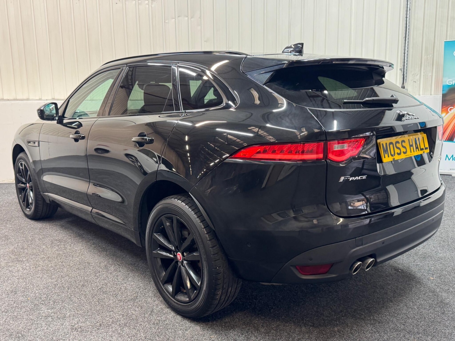 Used Jaguar F-Pace for sale - 76456602: Photo 4
