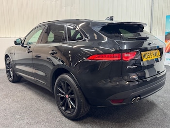 Used Jaguar F-Pace 2016 for sale - 76456602: Photo