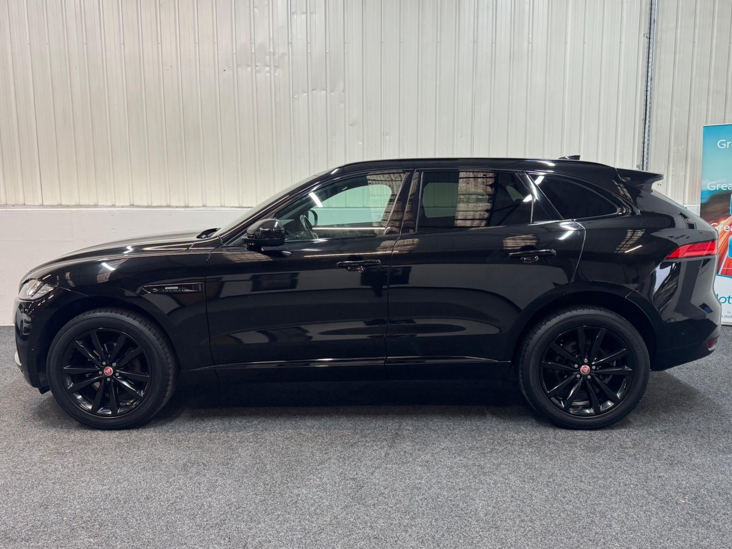Used Jaguar F-Pace for sale - 76456602: Photo 6