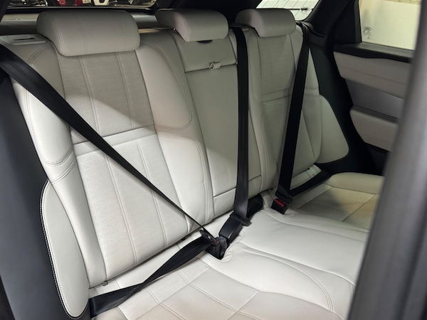 Used Land Rover Range Rover Velar 2018 for sale - 76167231: Photo 11