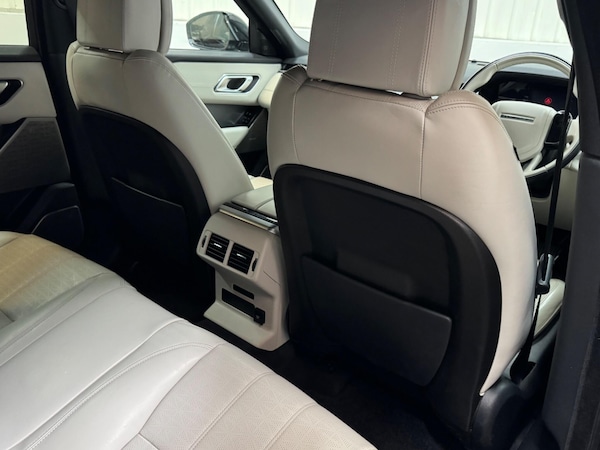 Used Land Rover Range Rover Velar 2018 for sale - 76167231: Photo 12