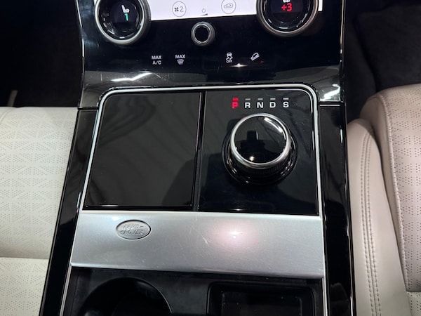 Used Land Rover Range Rover Velar 2018 for sale - 76167231: Photo 17