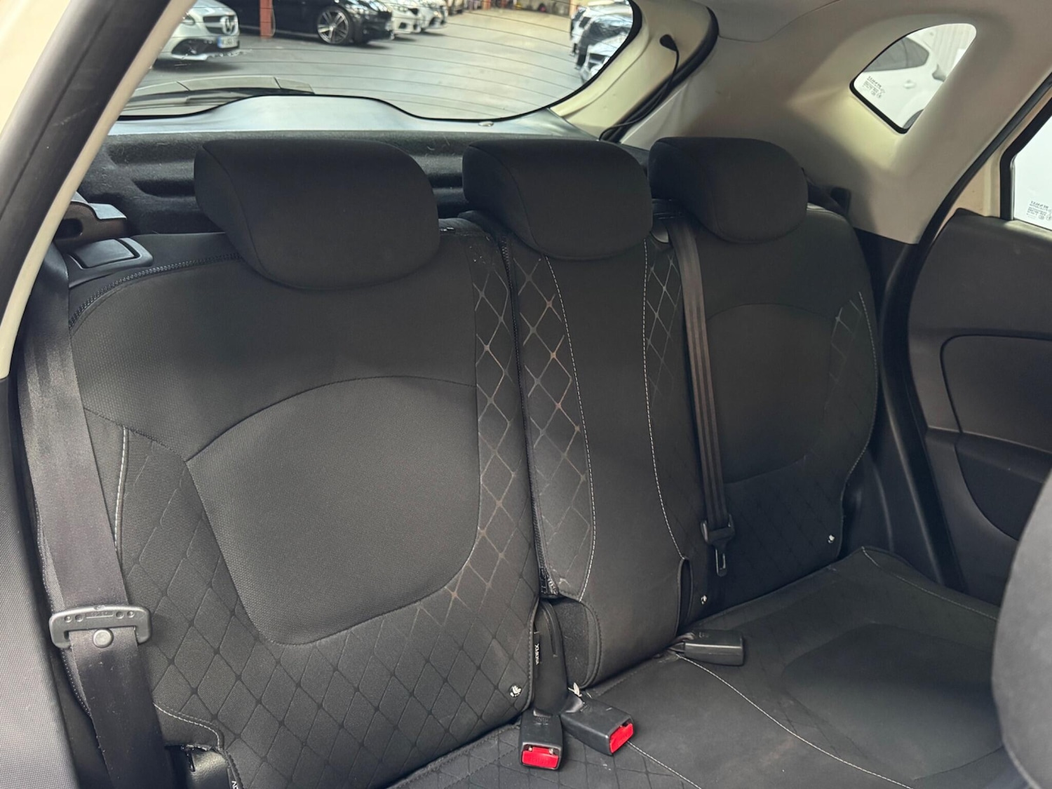 Used Renault Captur 2015 for sale - 77925902: Photo 12