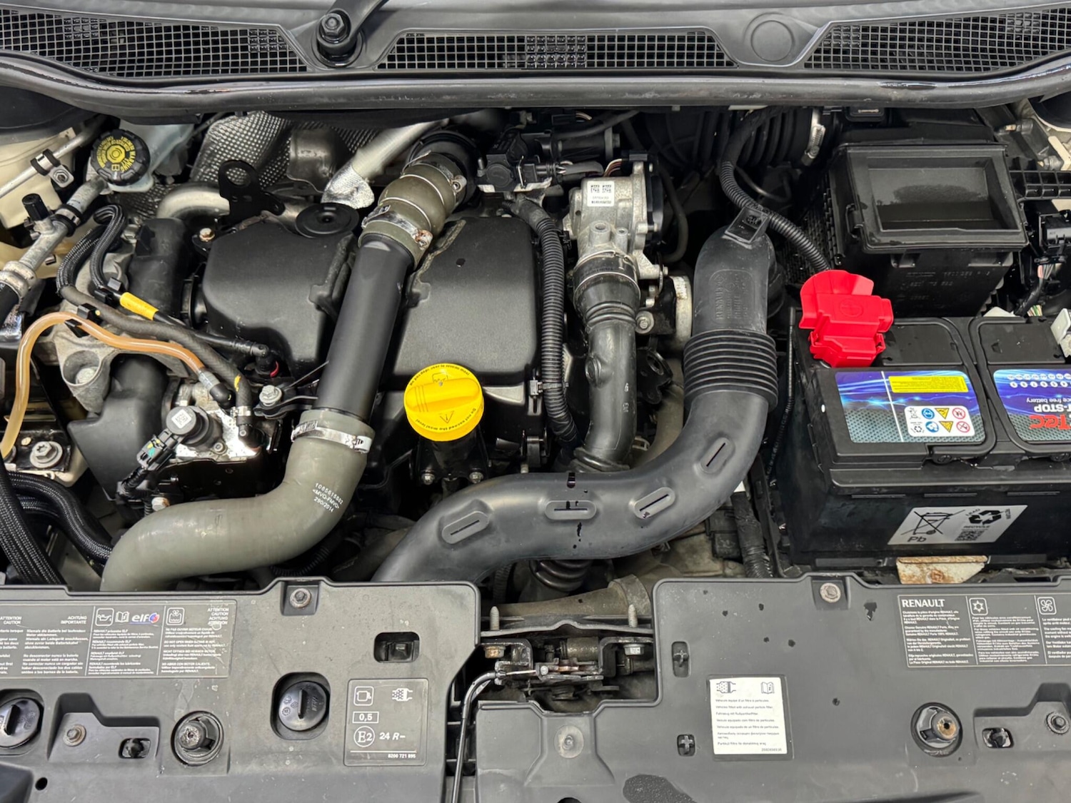 Used Renault Captur 2015 for sale - 77925902: Photo 20