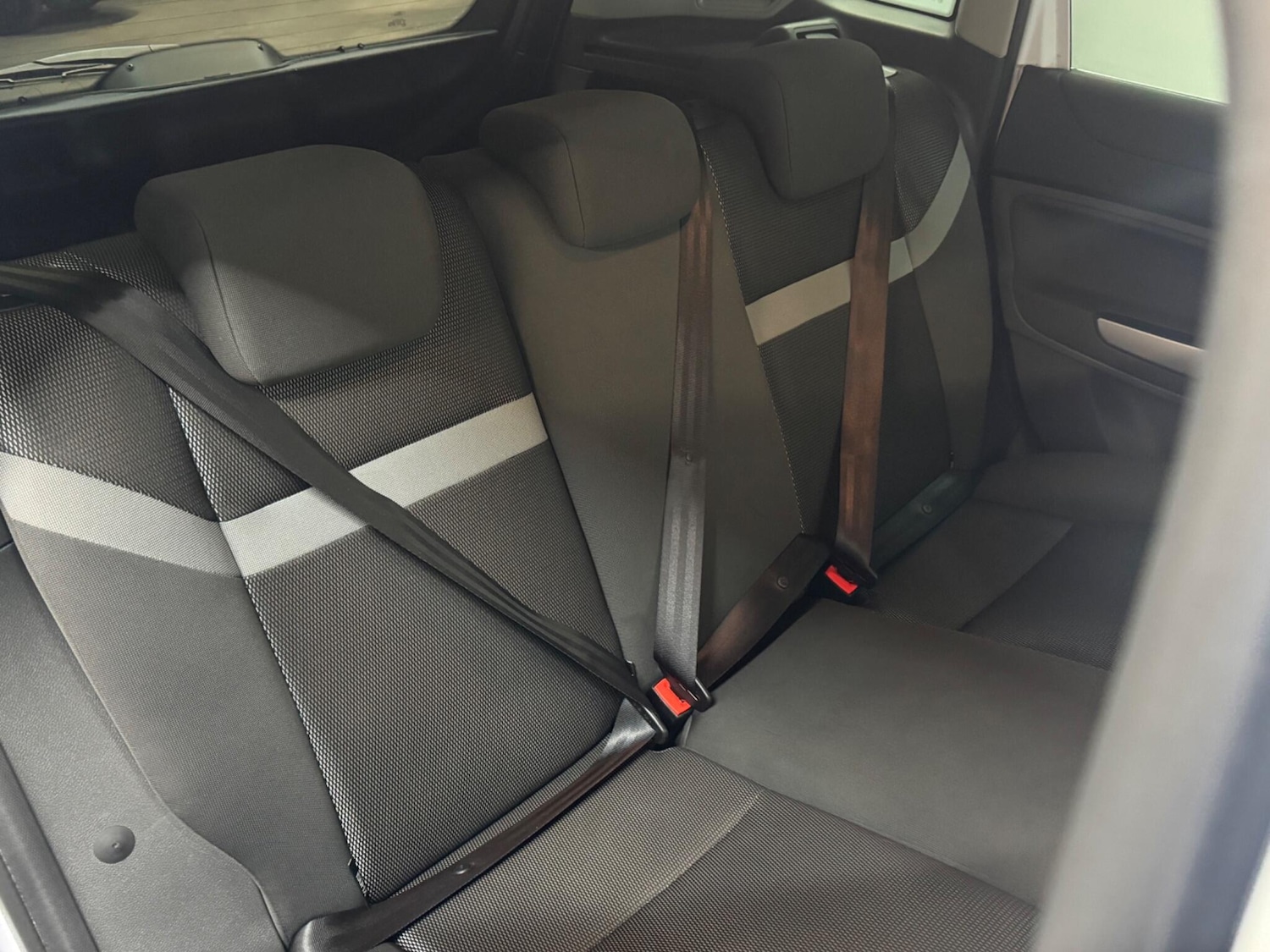 Used Ford Kuga 2011 for sale - 76398421: Photo 10