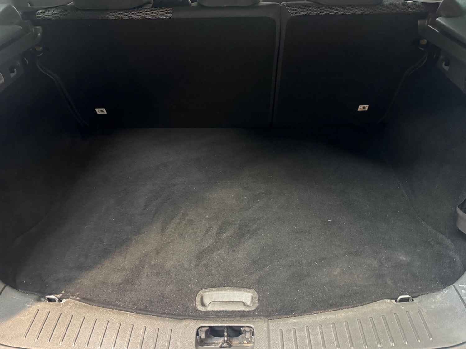 Used Ford Kuga 2011 for sale - 76398421: Photo 20