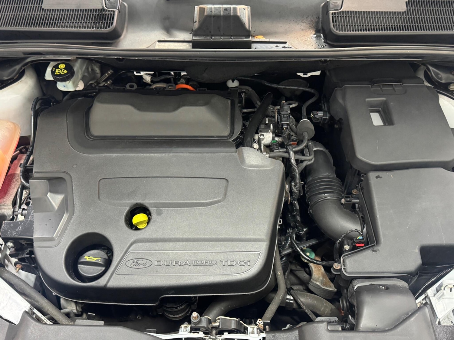 Used Ford Kuga 2011 for sale - 76398421: Photo 21