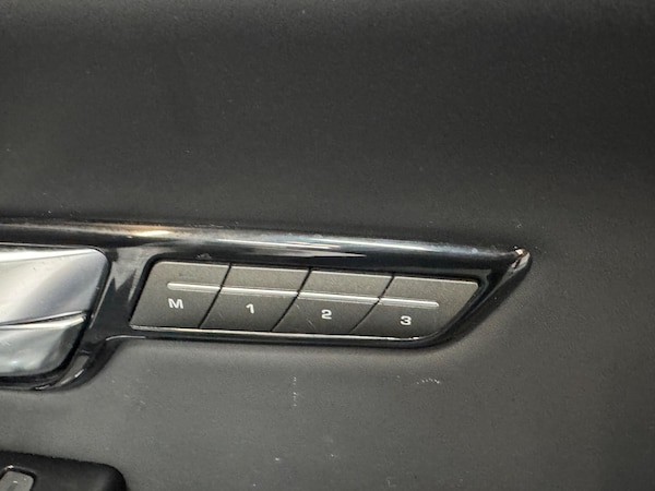 Used Land Rover Range Rover Evoque 2018 for sale - 75377865: Photo 17