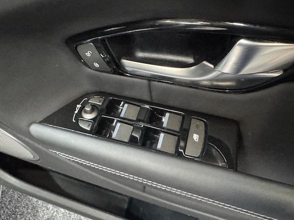 Used Land Rover Range Rover Evoque 2018 for sale - 75377865: Photo 18