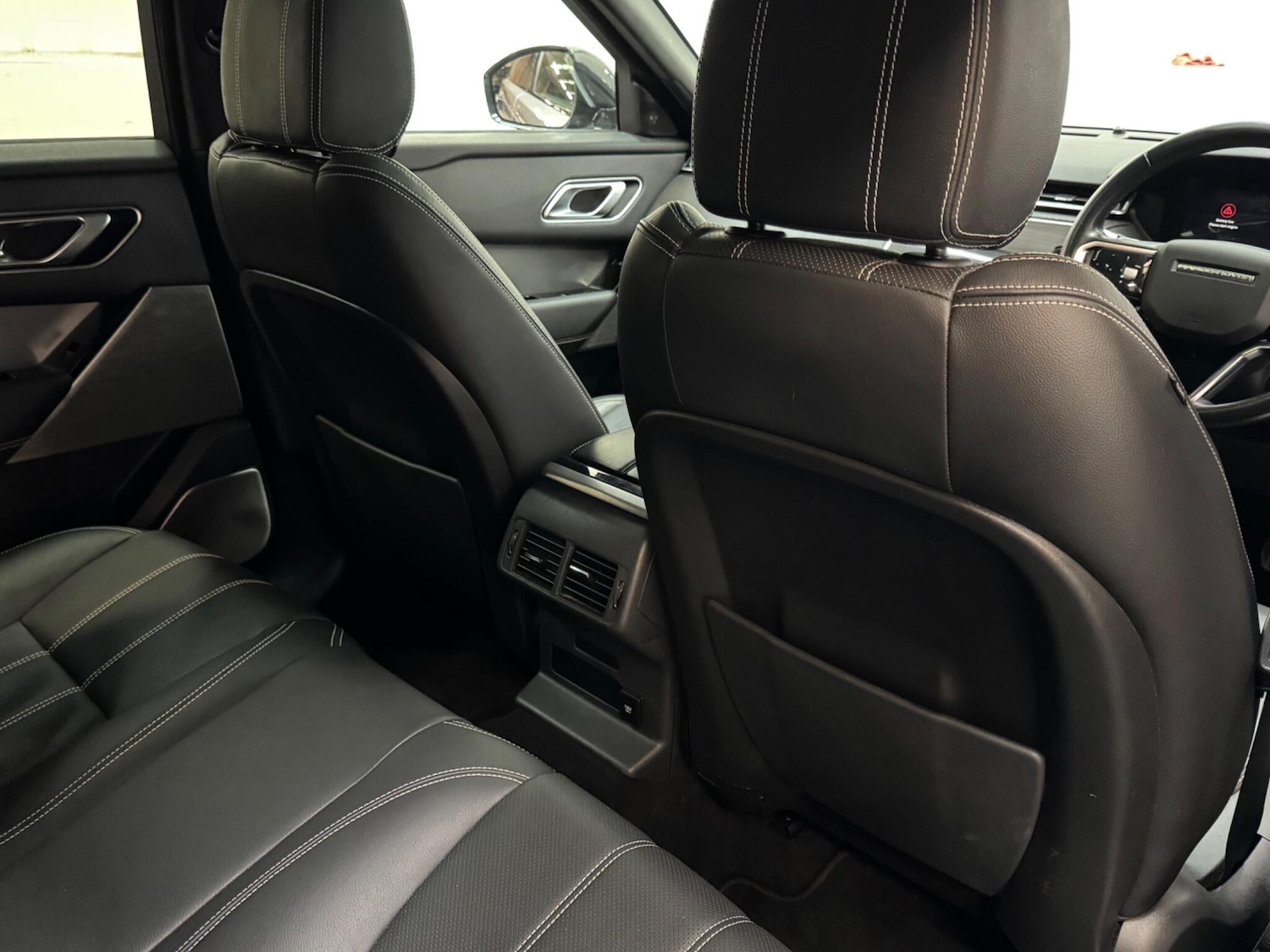 Used Land Rover Range Rover Velar 2021 for sale - 76433203: Photo 12