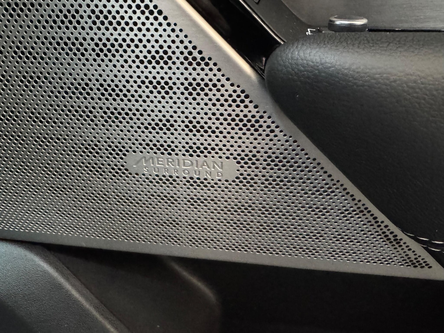 Used Land Rover Range Rover Velar 2021 for sale - 76433203: Photo 18