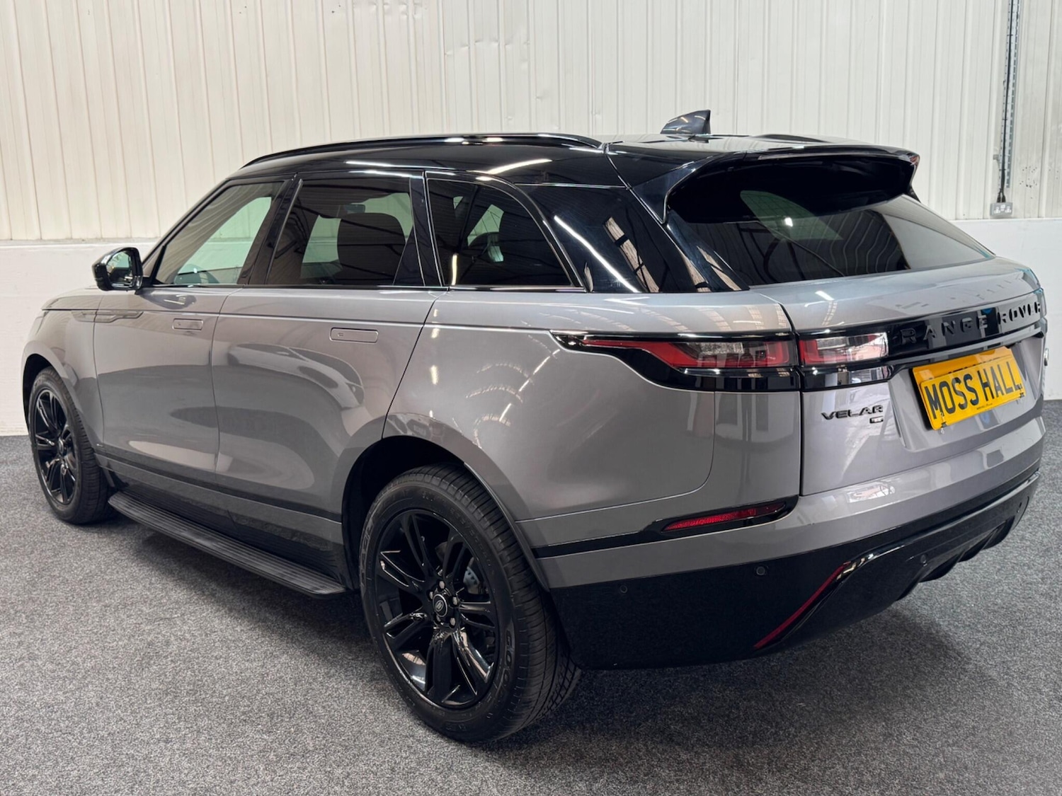 Used Land Rover Range Rover Velar 2021 for sale - 76433203: Photo 4