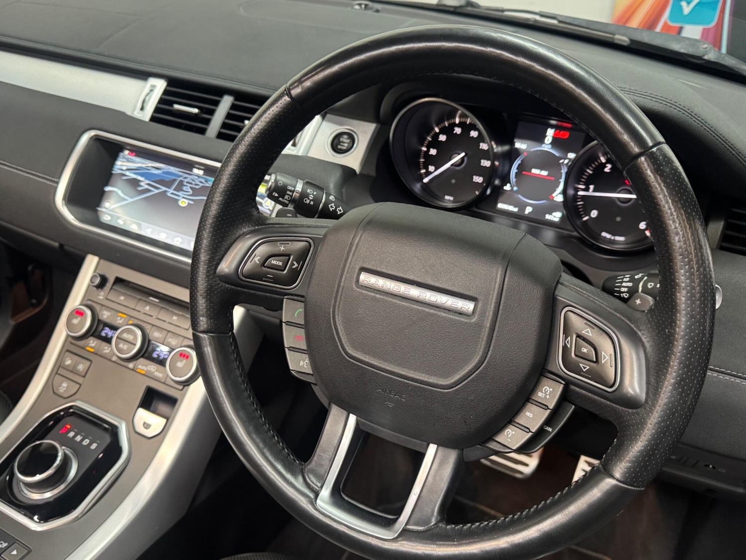 Used Land Rover Range Rover Evoque 2017 for sale - 76260184: Photo 10