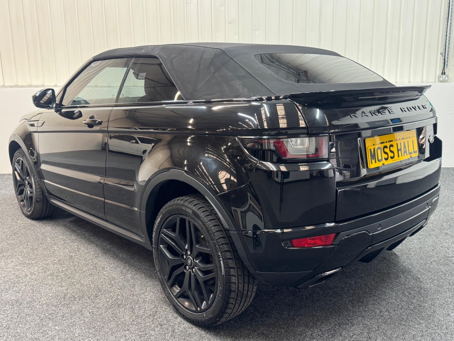Used Land Rover Range Rover Evoque 2017 for sale - 76260184: Photo 4