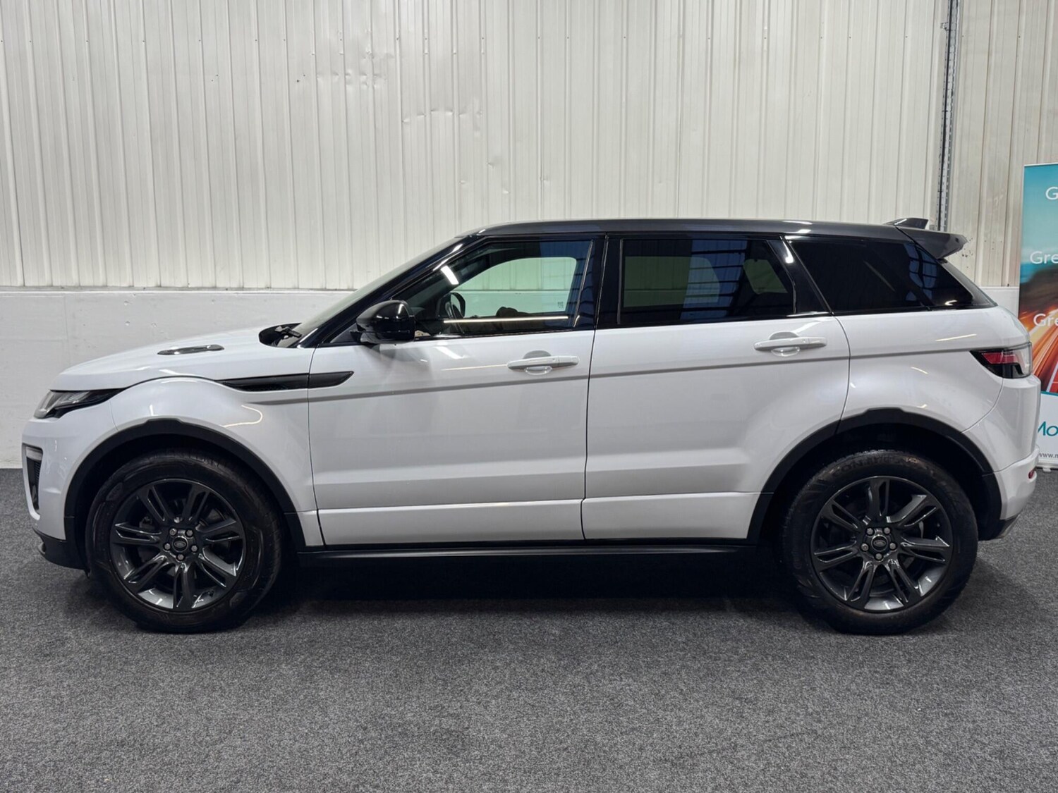 Used Land Rover Range Rover Evoque 2017 for sale - 77940103: Photo 6