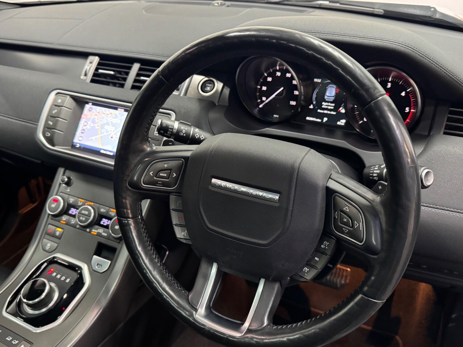 Used Land Rover Range Rover Evoque 2017 for sale - 77940103: Photo 9