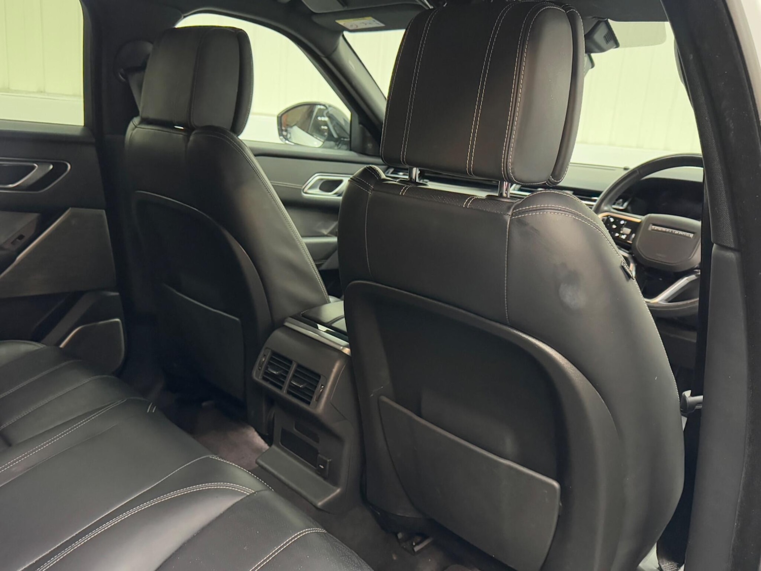 Used Land Rover Range Rover Velar 2022 for sale - 77305590: Photo 12