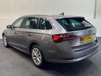 Used Skoda Octavia 2023 for sale - 75940518: Photo