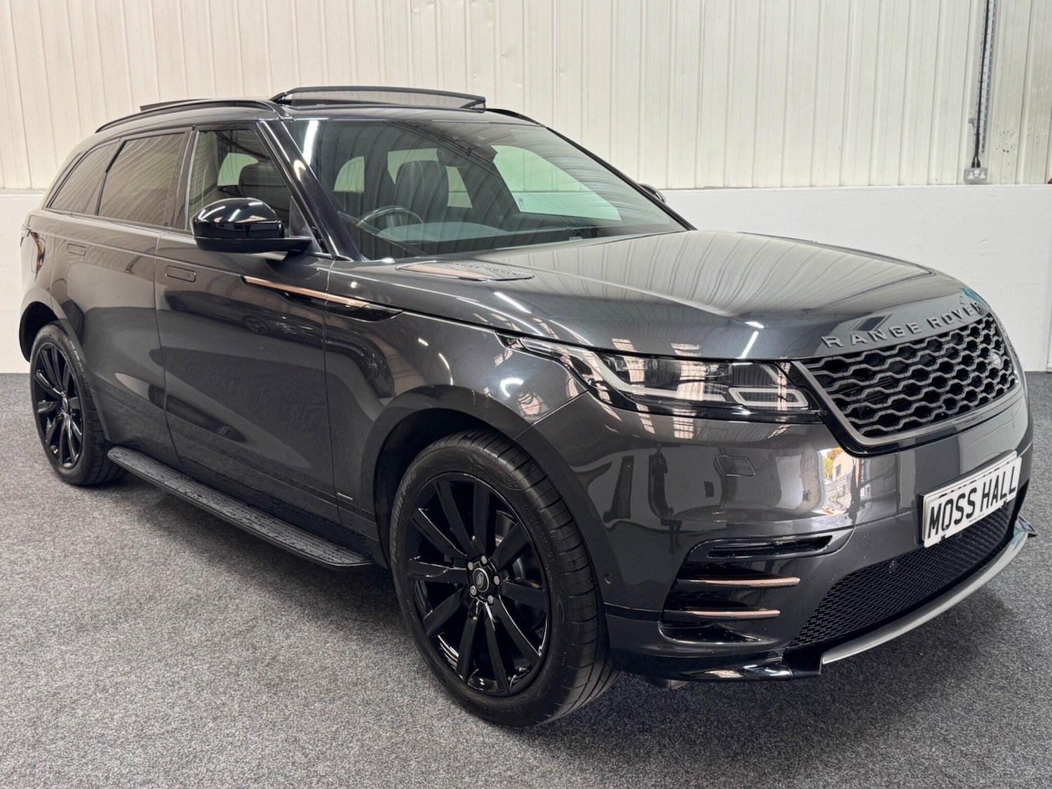 Used Land Rover Range Rover Velar 2018 for sale - 76849661: Photo 1