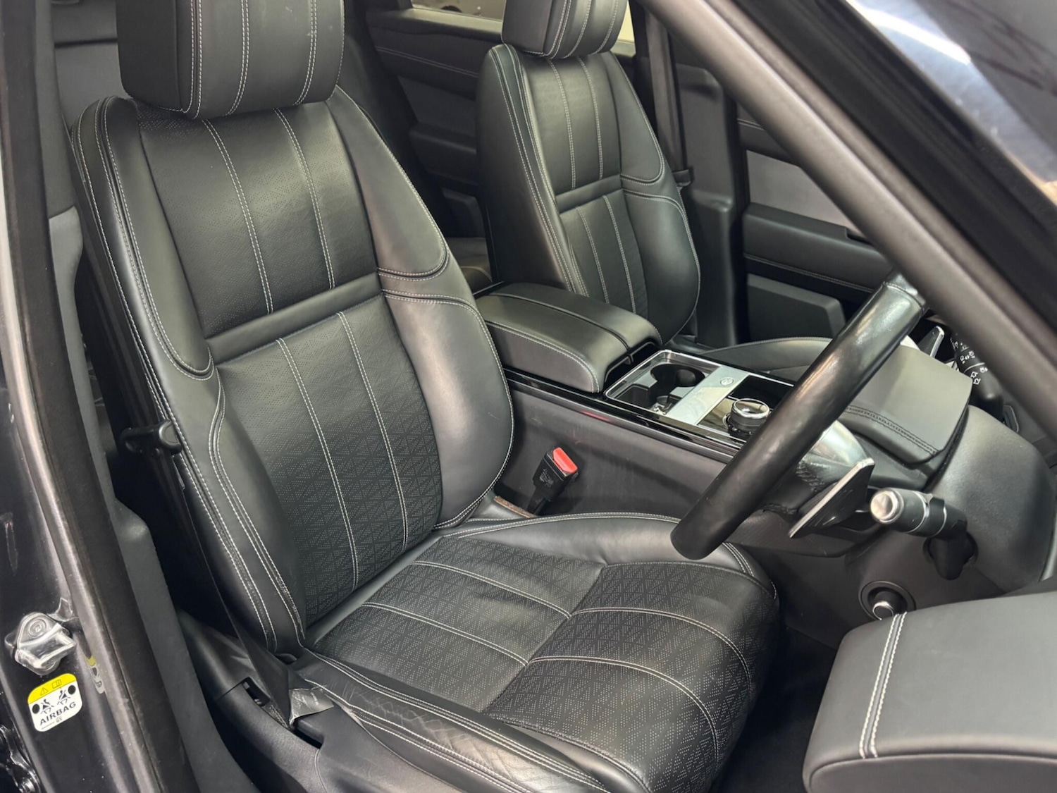 Used Land Rover Range Rover Velar 2018 for sale - 76849661: Photo 10