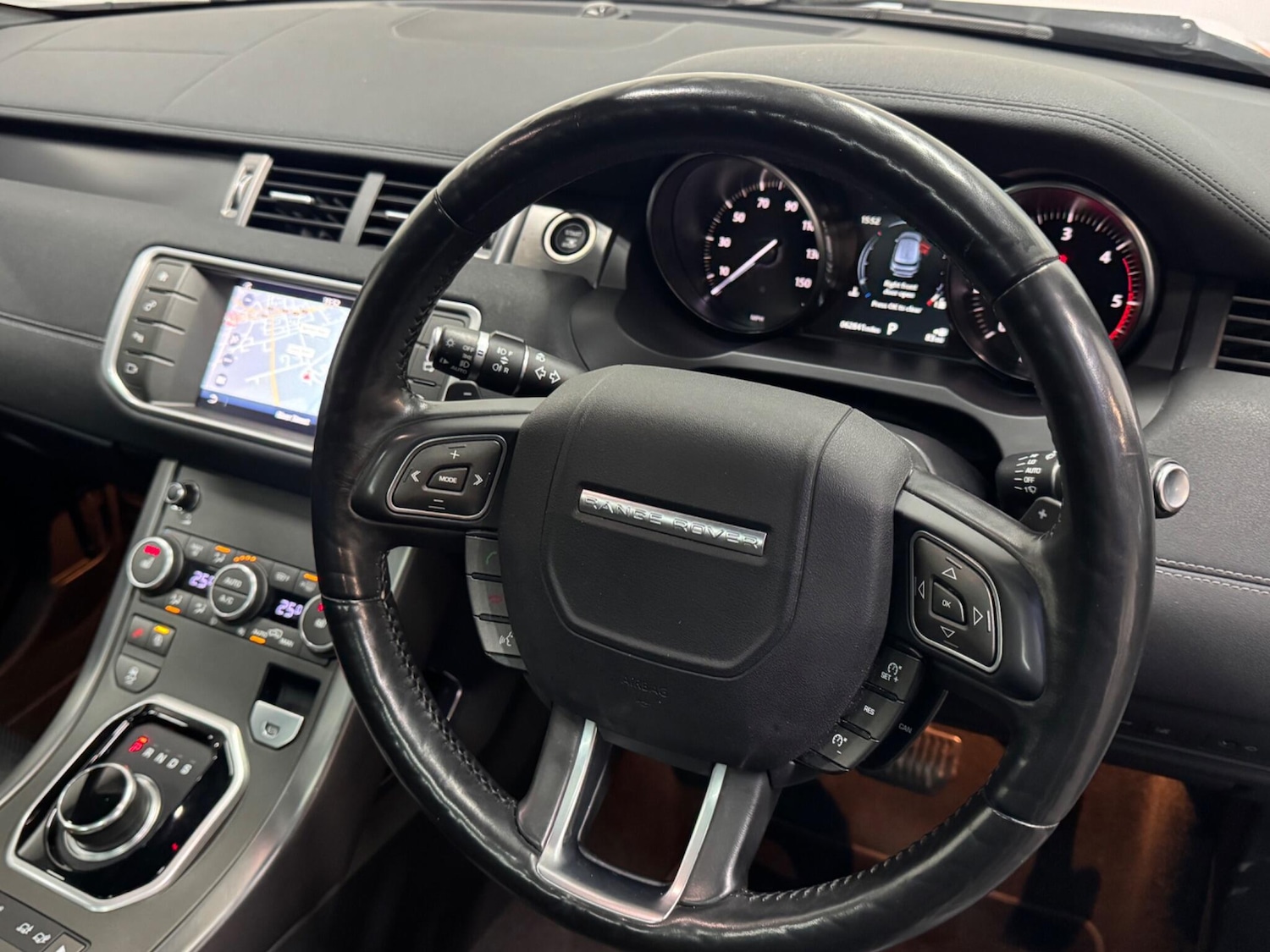 Used Land Rover Range Rover Evoque 2017 for sale - 76952874: Photo 9