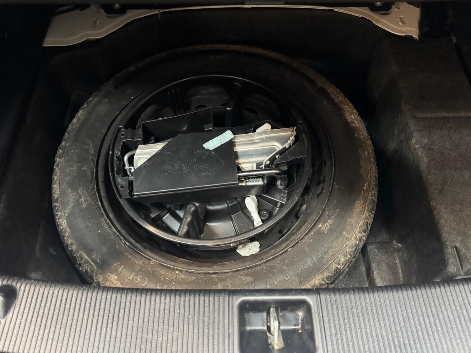 Used Mercedes-Benz E Class 2014 for sale - 76349480: Photo 21