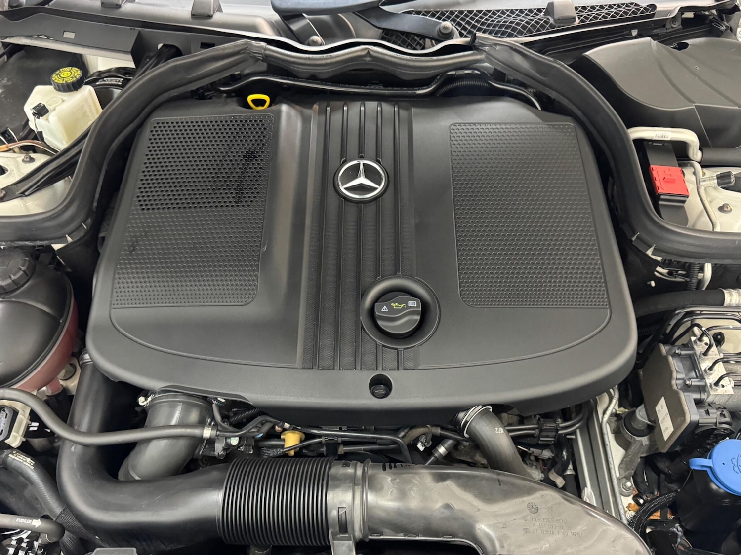 Used Mercedes-Benz E Class 2014 for sale - 76349480: Photo 22