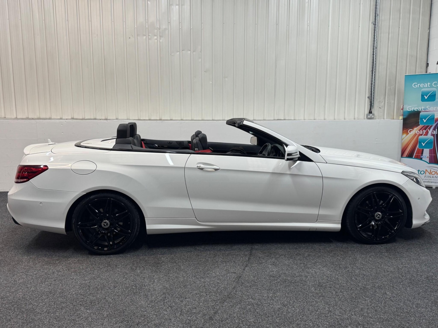 Used Mercedes-Benz E Class 2014 for sale - 76349480: Photo 5