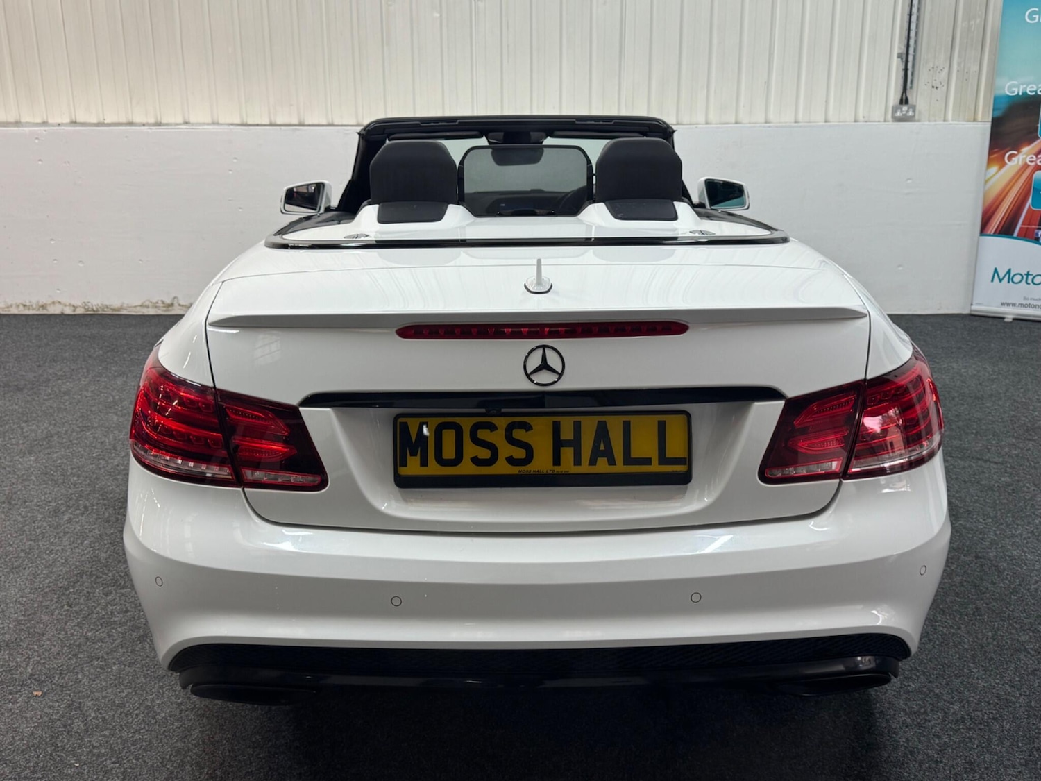 Used Mercedes-Benz E Class 2014 for sale - 76349480: Photo 8