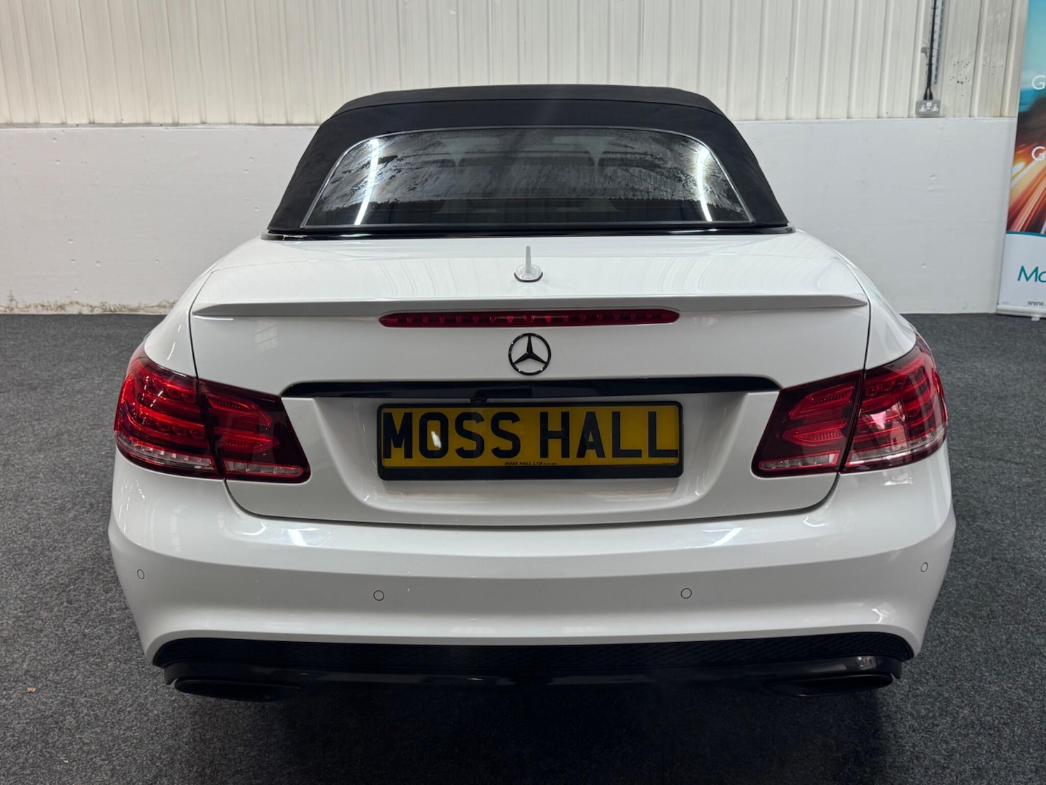 Used Mercedes-Benz E Class 2014 for sale - 76349480: Photo 9