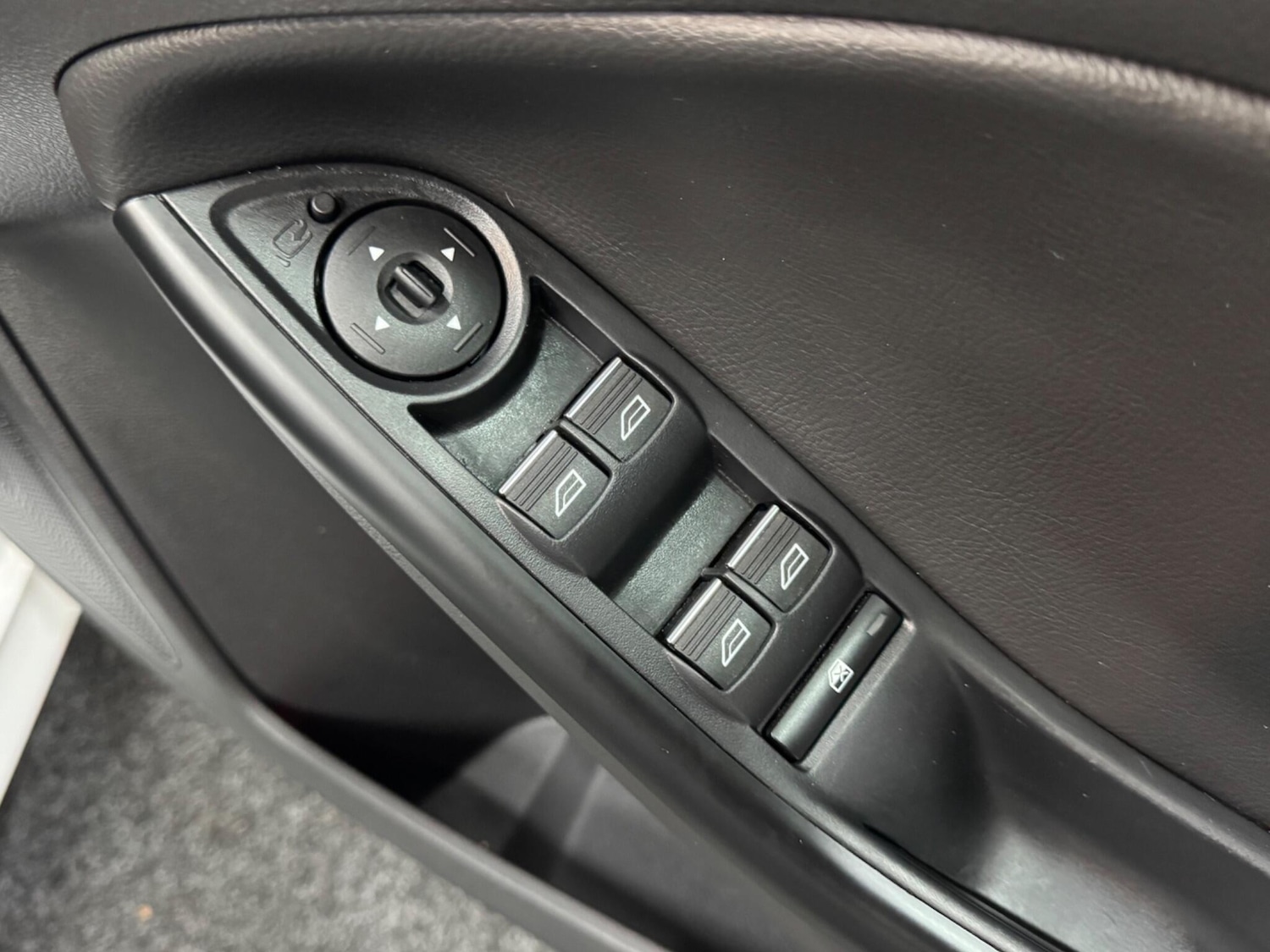 Used Ford Focus 2017 for sale - 76993993: Photo 22