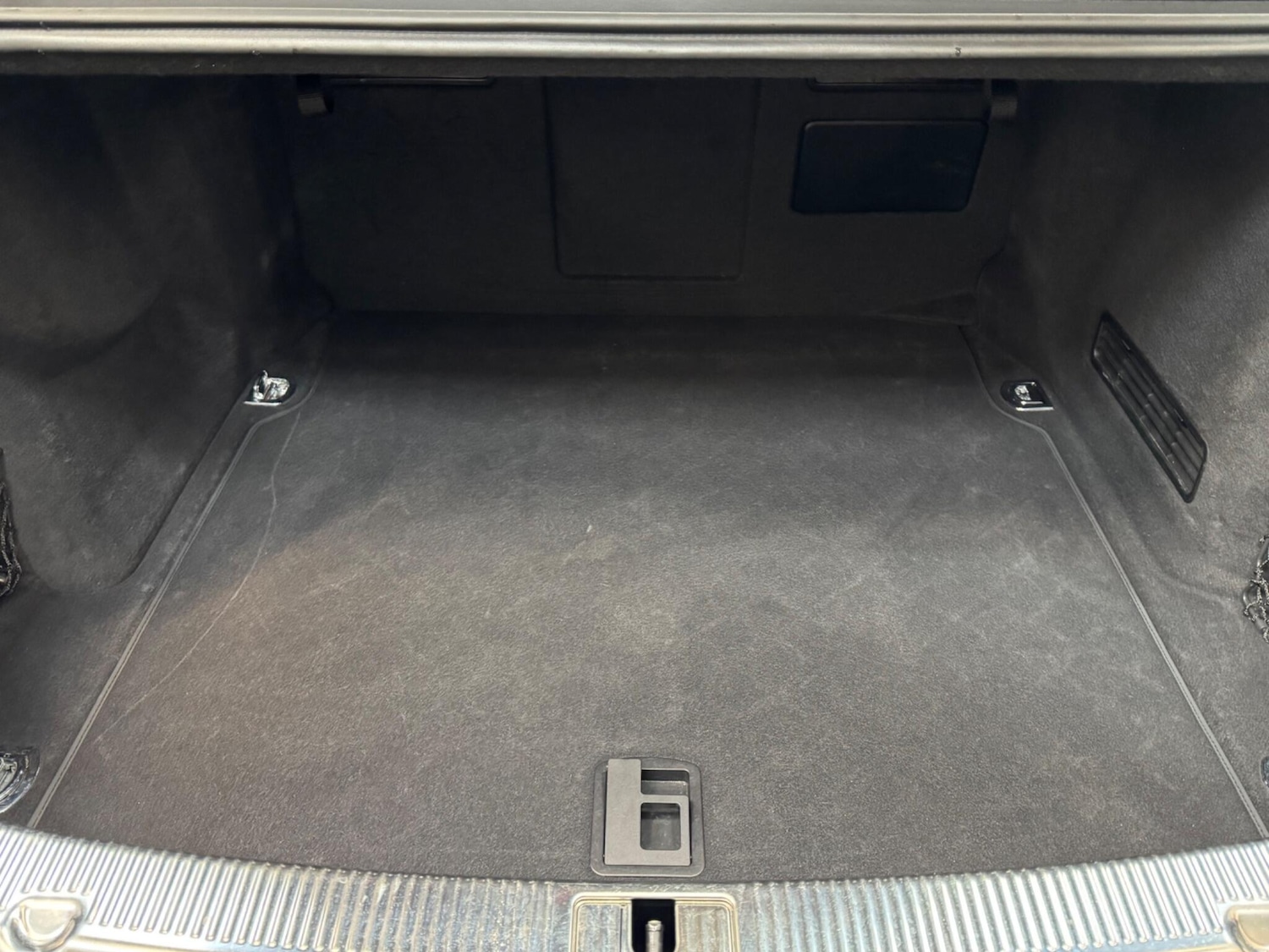 Used Audi A8 2017 for sale - 76990339: Photo 27