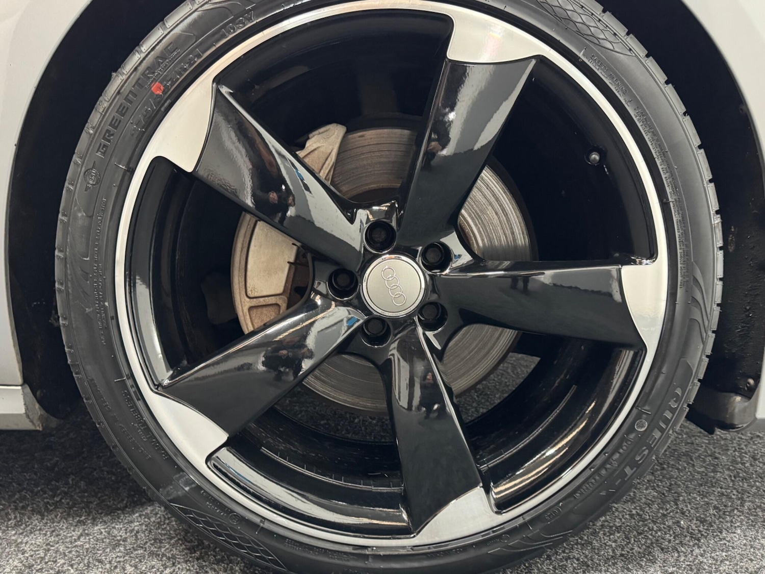 Used Audi A8 2017 for sale - 76990339: Photo 30