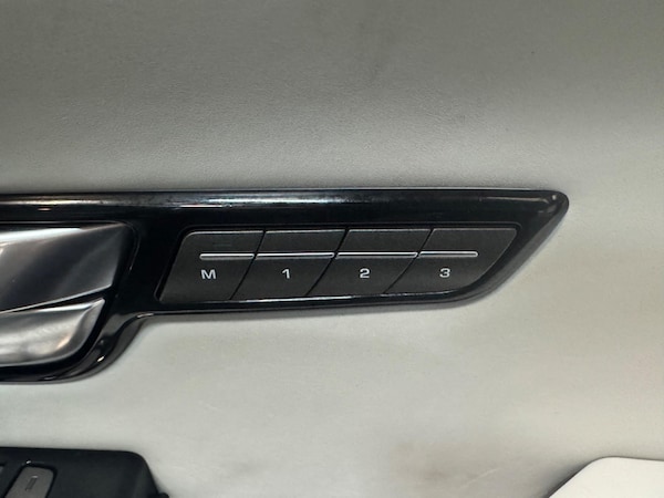 Used Land Rover Range Rover Evoque 2017 for sale - 74965293: Photo 19