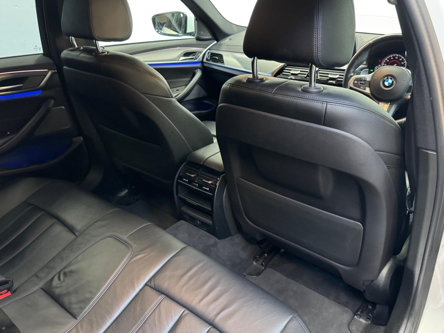 Used BMW 5 Series 2018 for sale - 76976173: Photo 12