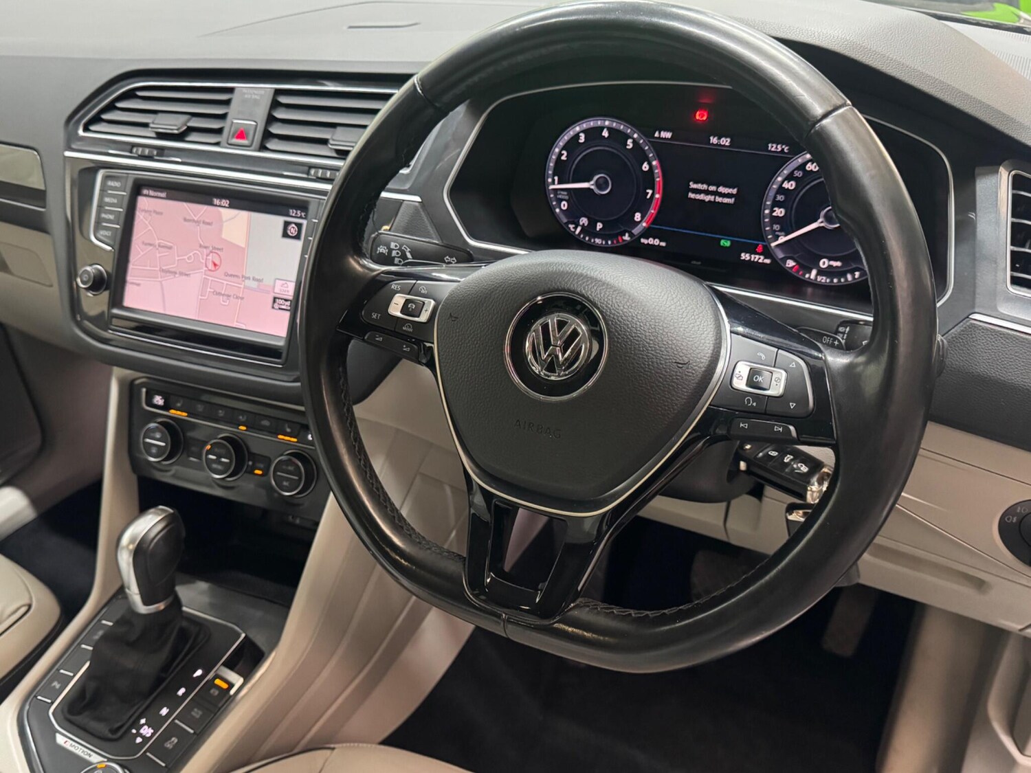 Used Volkswagen Tiguan 2017 for sale - 76032148: Photo 12