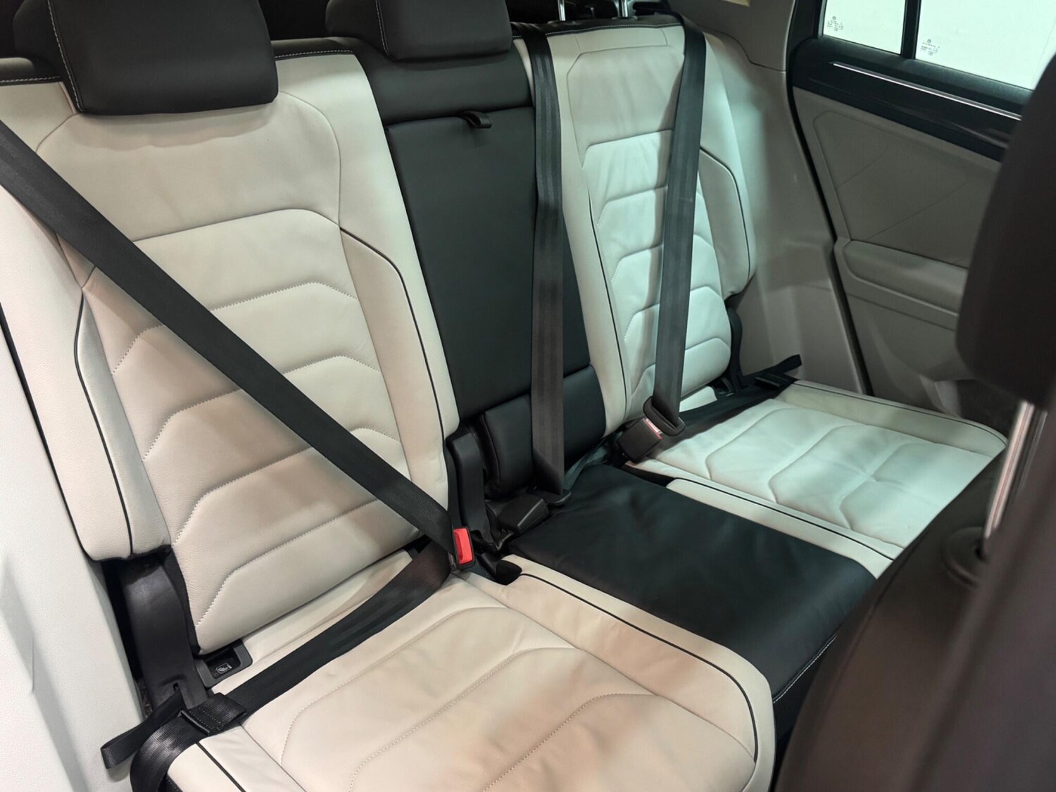 Used Volkswagen Tiguan 2017 for sale - 76032148: Photo 14