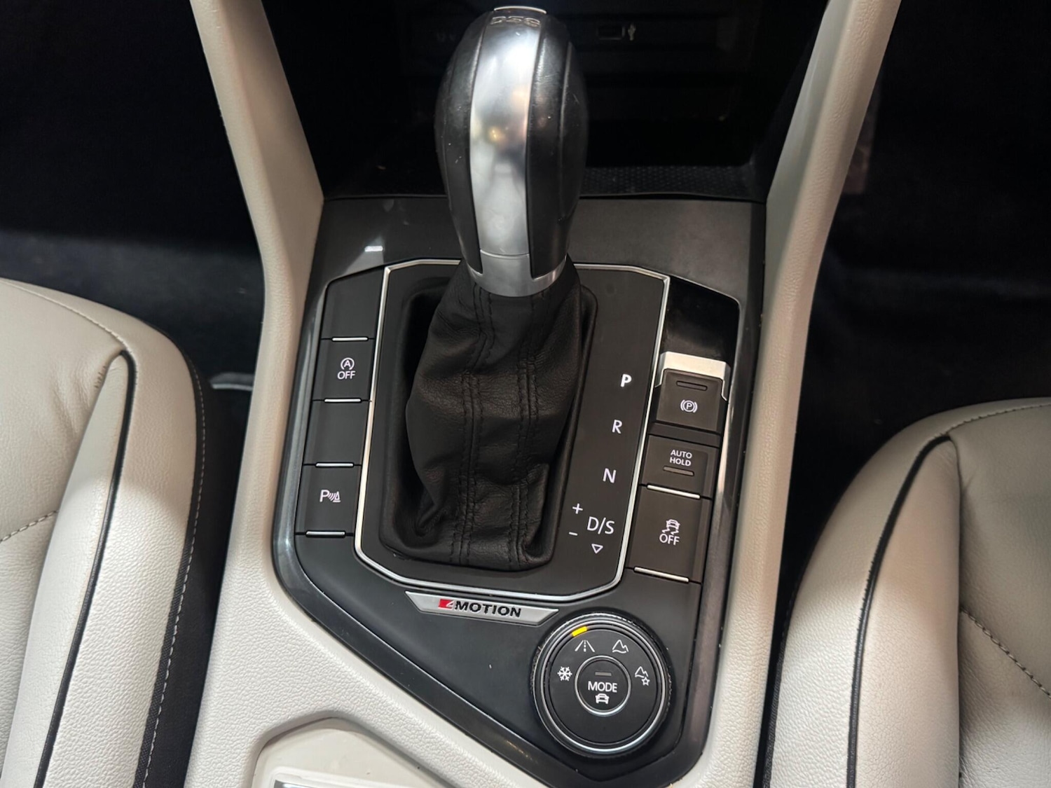 Used Volkswagen Tiguan 2017 for sale - 76032148: Photo 21