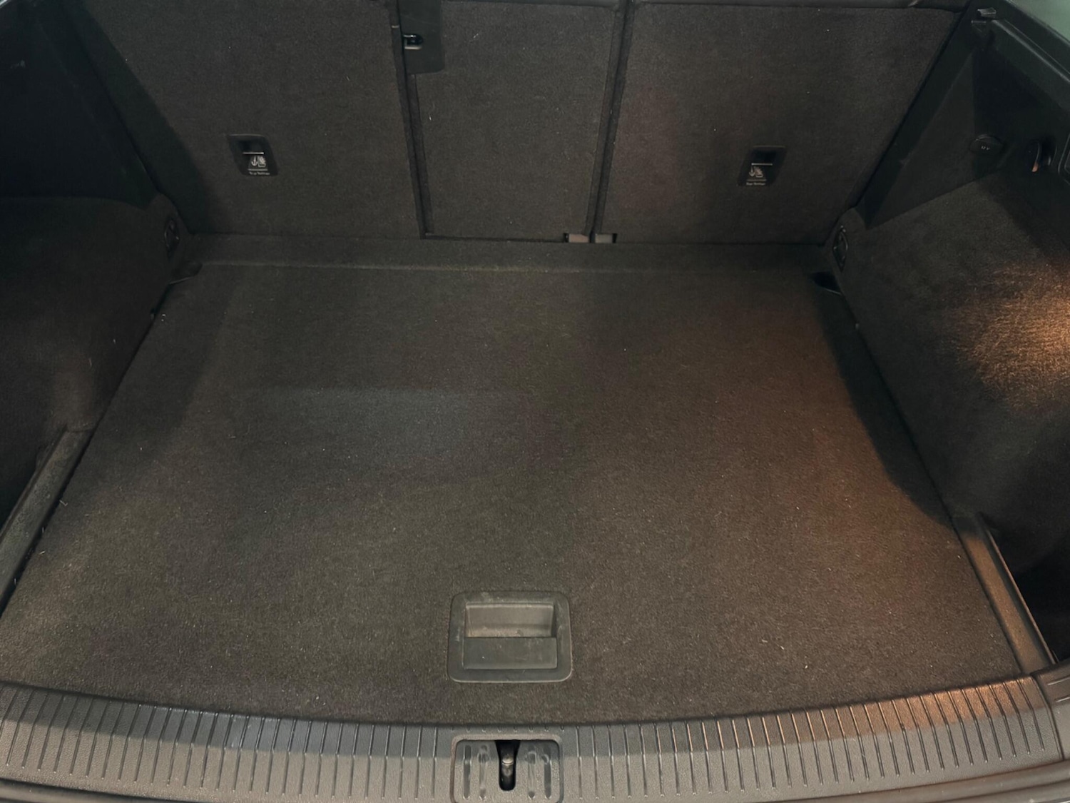 Used Volkswagen Tiguan 2017 for sale - 76032148: Photo 25