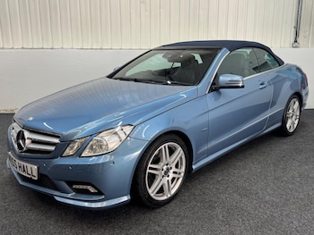 Used Mercedes-Benz E Class 2011 for sale - 76327395: Photo