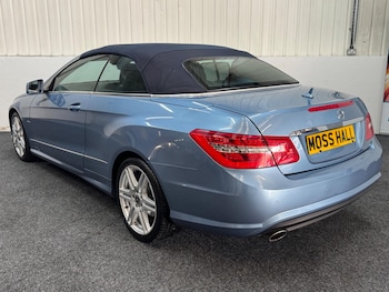 Used Mercedes-Benz E Class 2011 for sale - 76327395: Photo