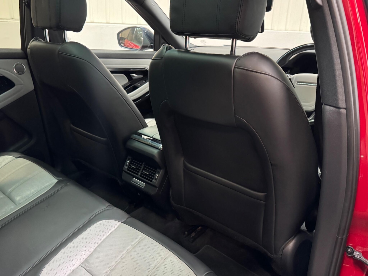 Used Land Rover Range Rover Evoque 2019 for sale - 76990456: Photo 12