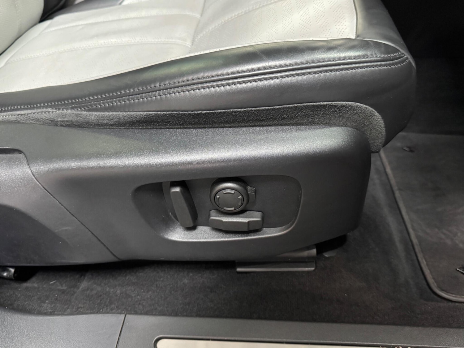 Used Land Rover Range Rover Evoque 2019 for sale - 76990456: Photo 21