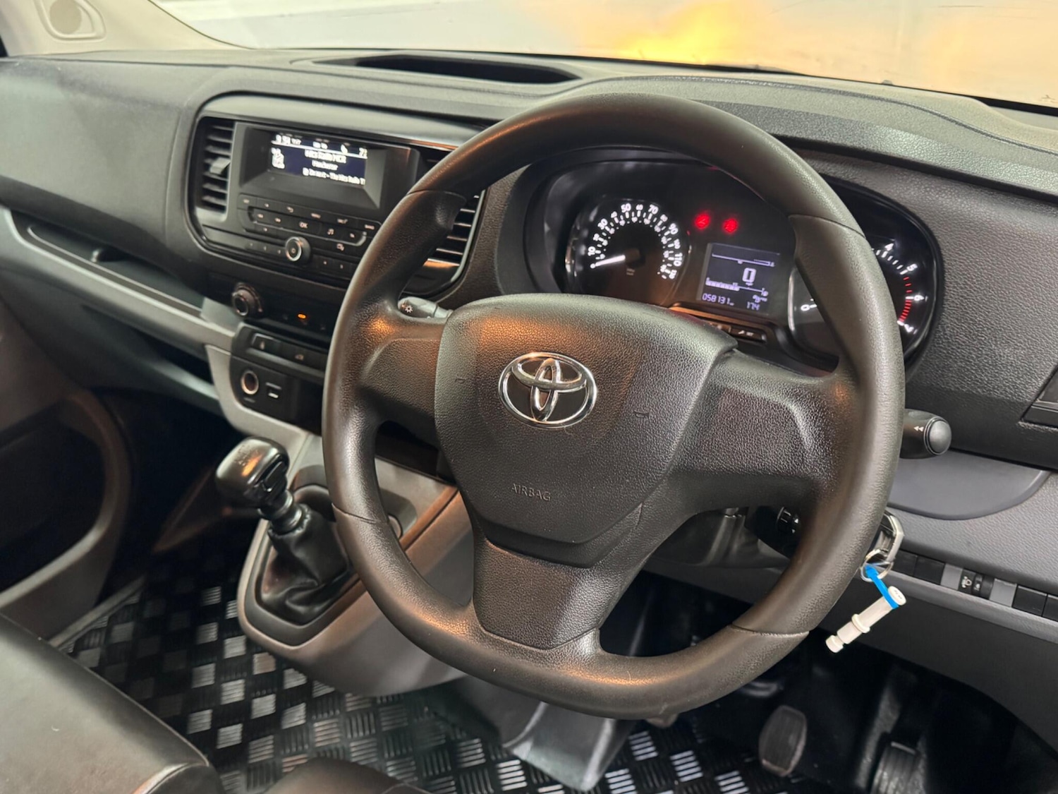 Used Toyota ProAce 2020 for sale - 77254821: Photo 9