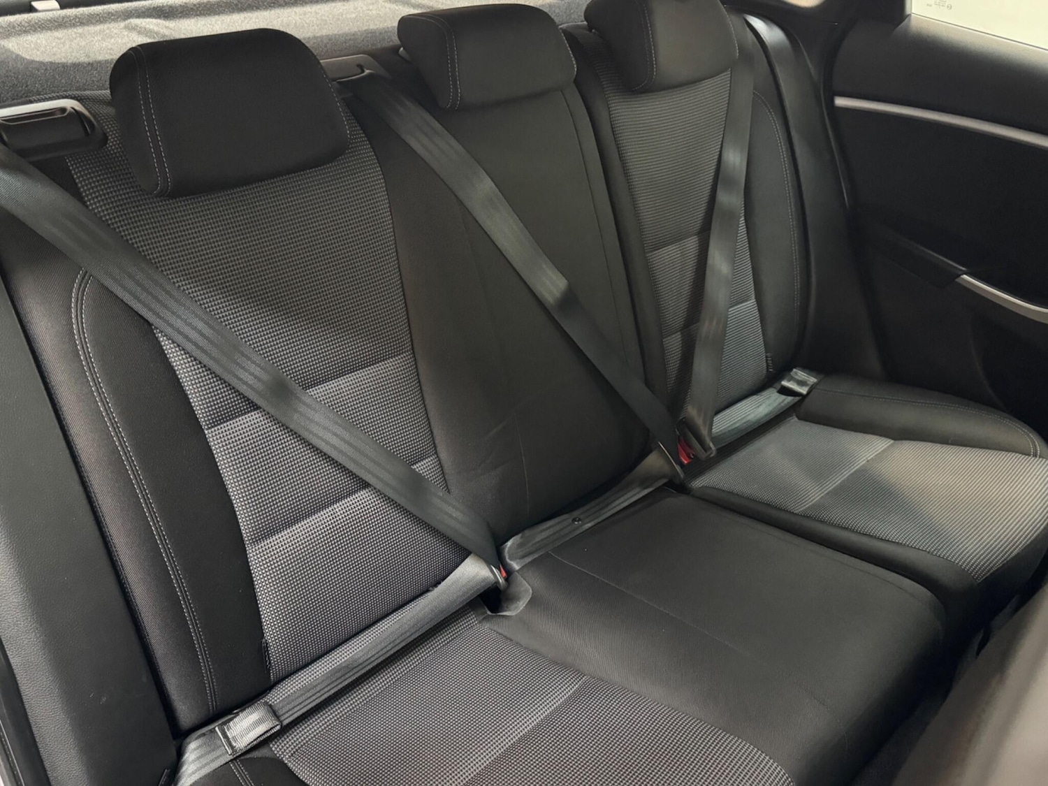 Used Hyundai i30 2014 for sale - 76399220: Photo 11