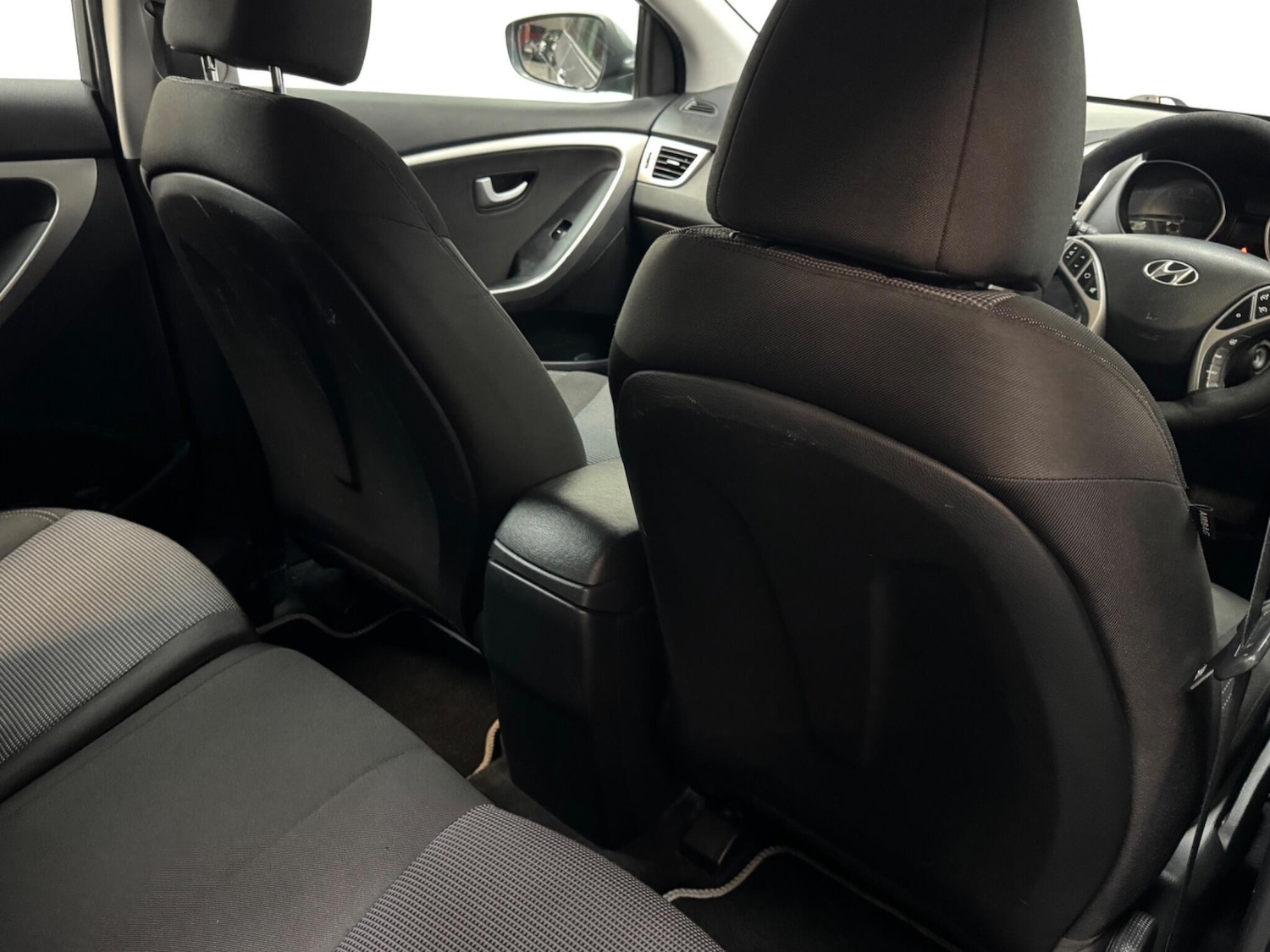 Used Hyundai i30 2014 for sale - 76399220: Photo 12