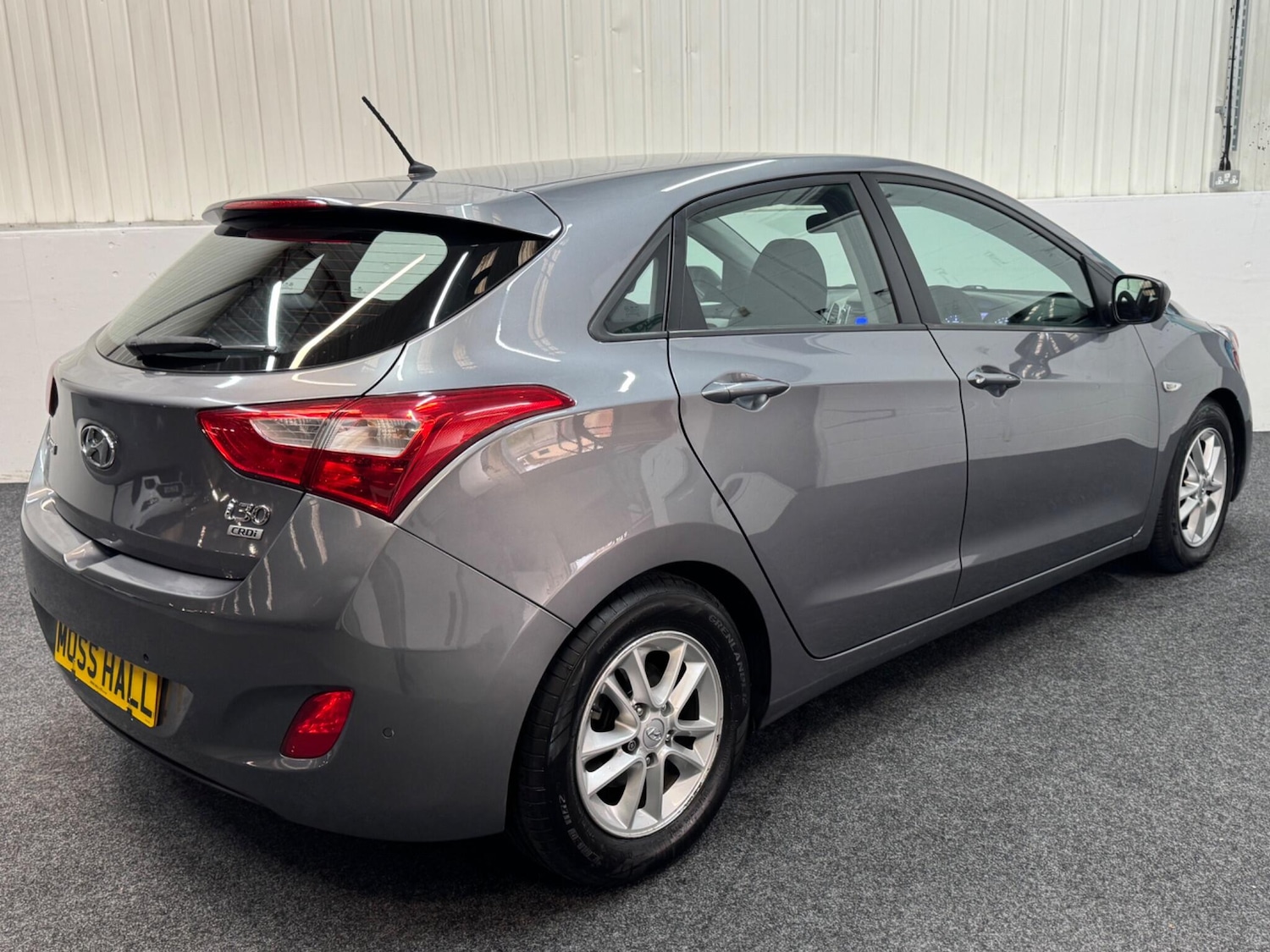 Used Hyundai i30 2014 for sale - 76399220: Photo 2