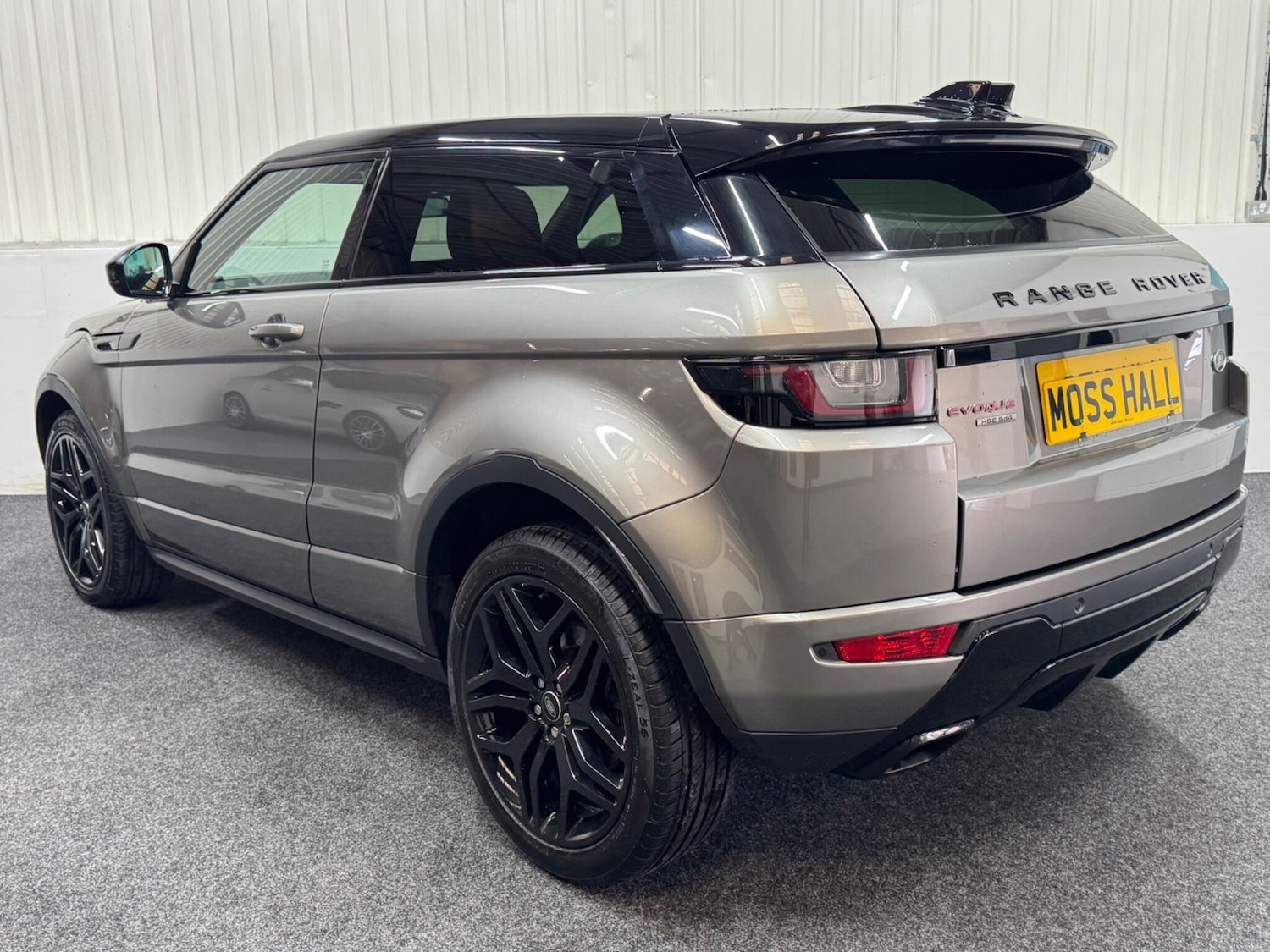 Used Land Rover Range Rover Evoque 2018 for sale - 76585290: Photo 4
