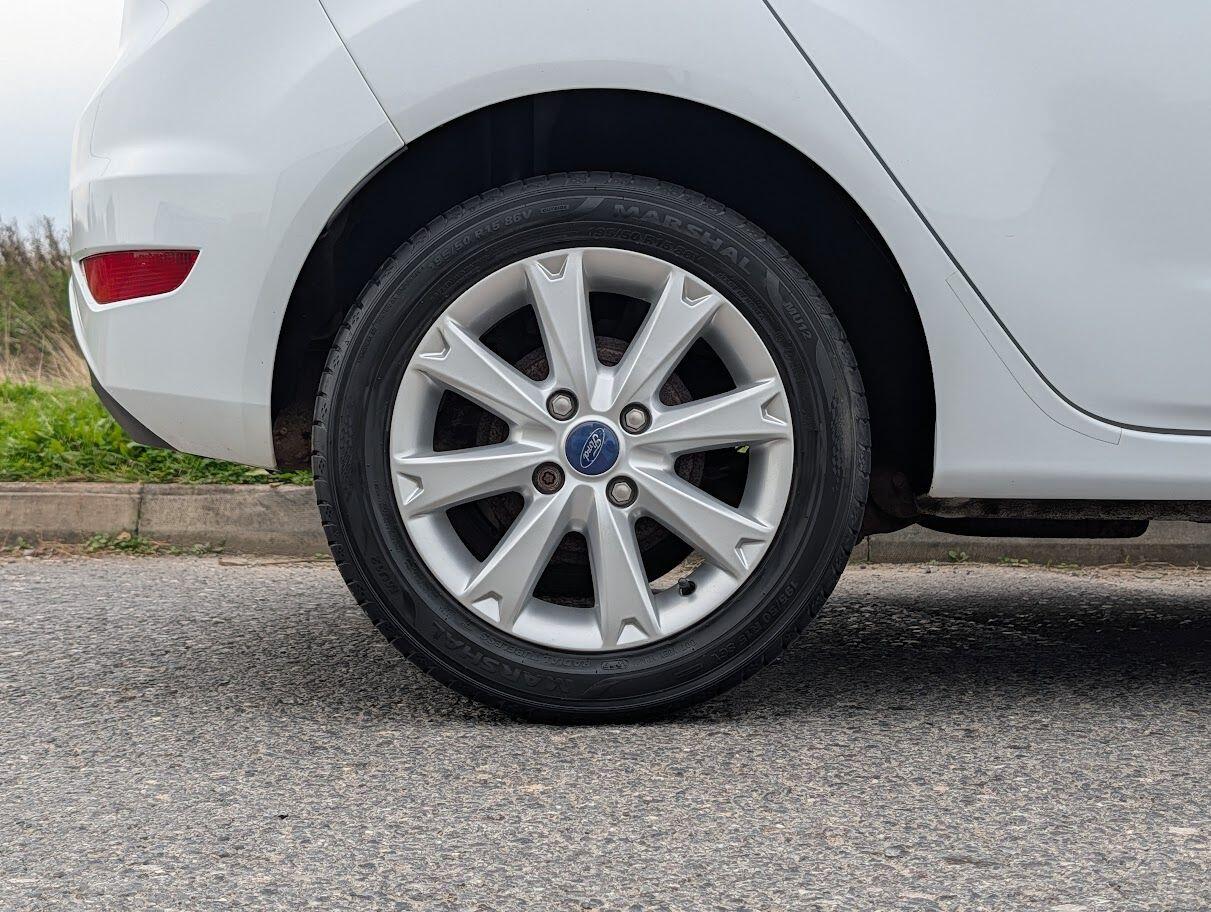 Used Ford Fiesta 2011 for sale - 76307220: Photo 18