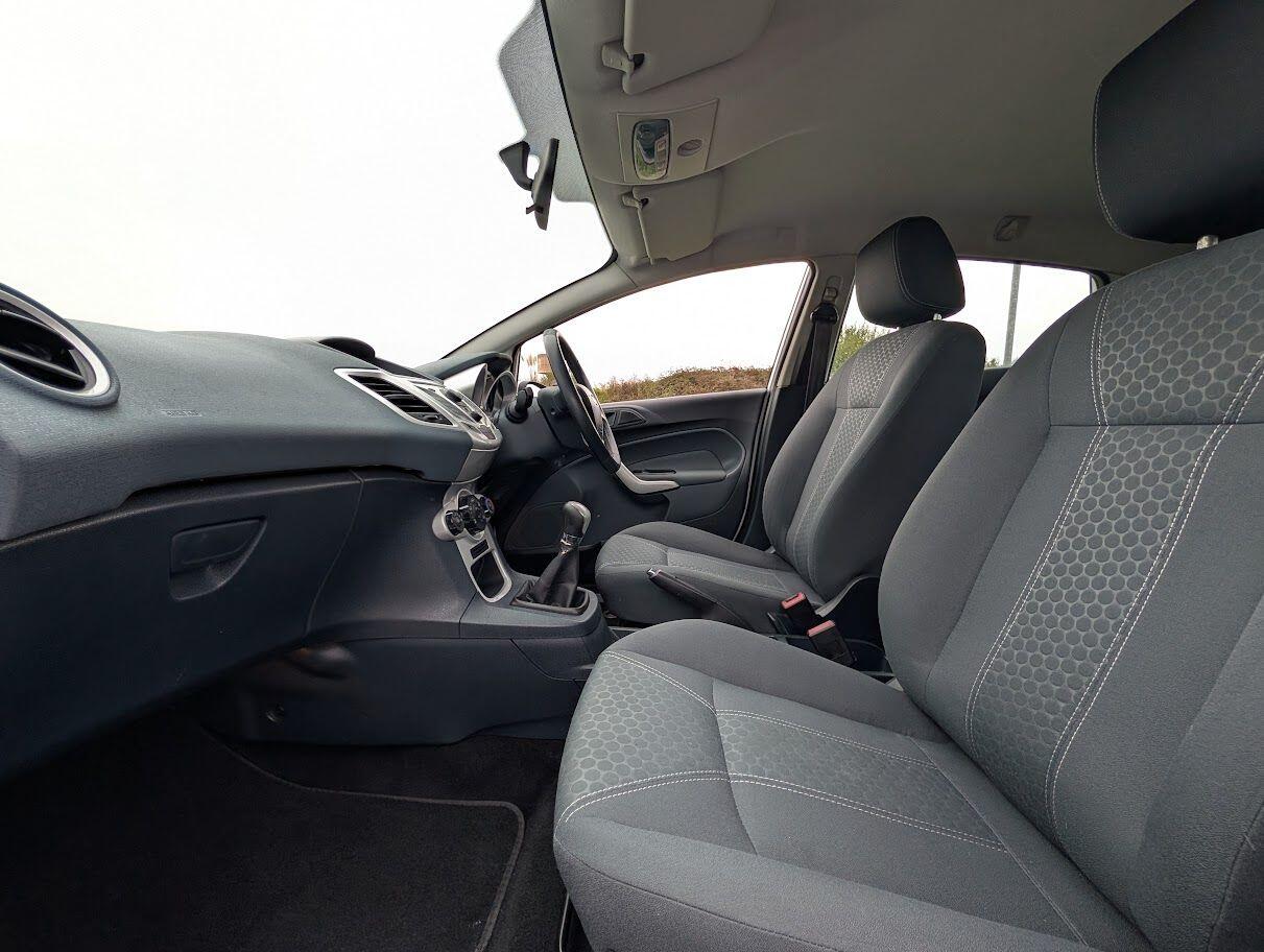Used Ford Fiesta 2011 for sale - 76307220: Photo 23